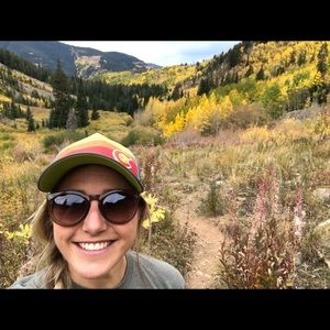 Meet your Posher, Casey